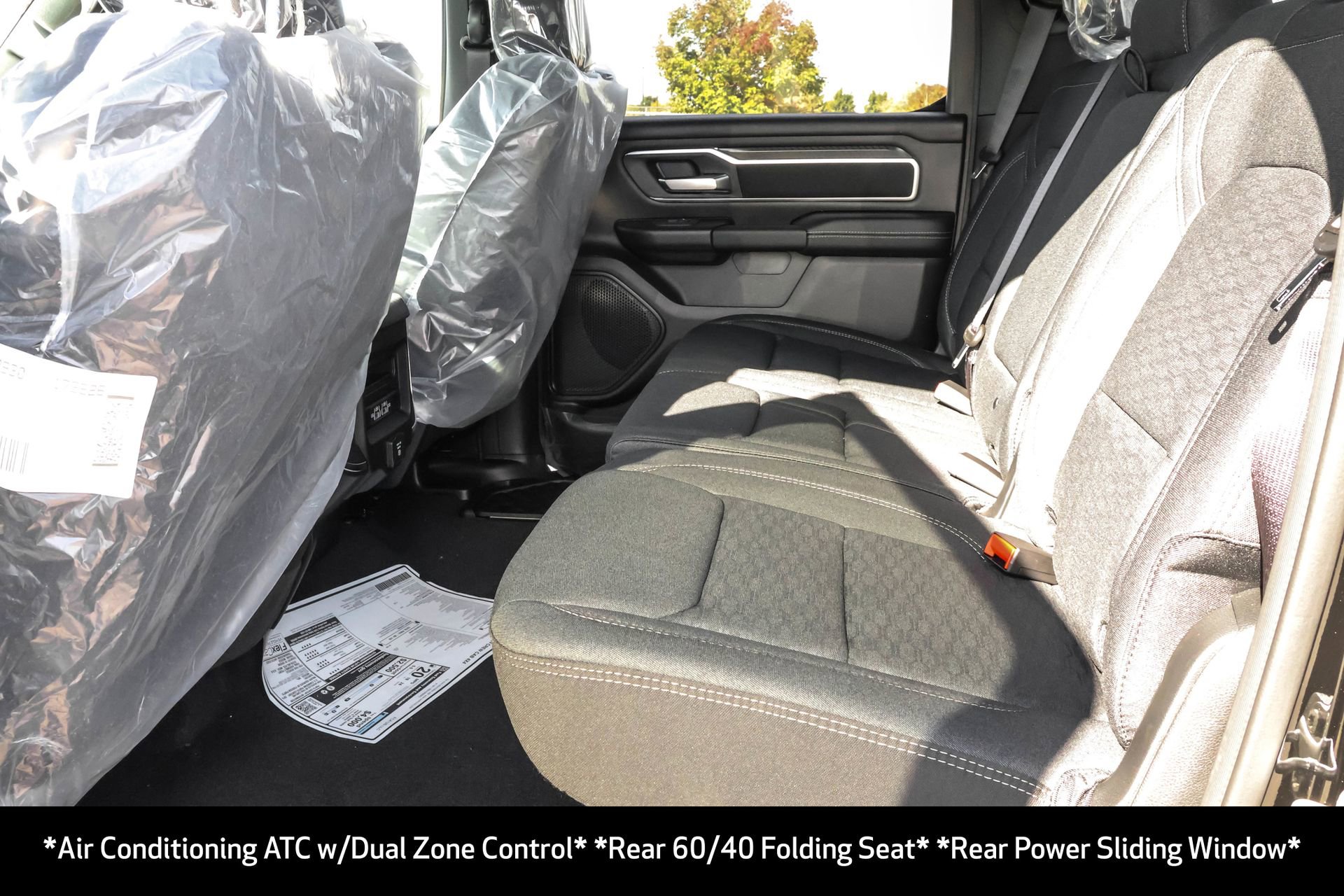 New 2026 RAM 1500 4x4 Crew Cab image 7