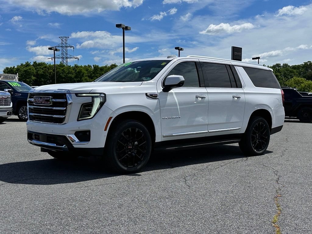 New 2026 GMC Yukon XL Elevation w/ Elevation Premium Package AWD/4WD image 2