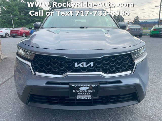 Used 2022 Kia Sorento LX AWD/4WD image 2