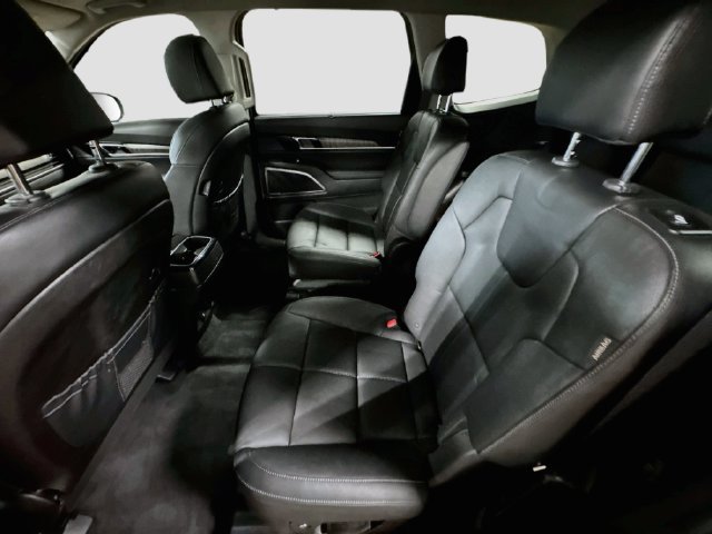 Certified 2023 Kia Telluride EX w/ EX Captain's Chair Package AWD/4WD image 26