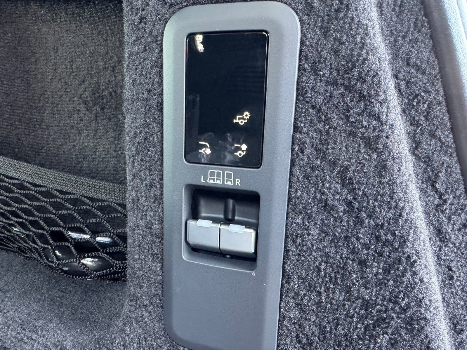 New 2026 Land Rover Range Rover Sport Dynamic SE image 28