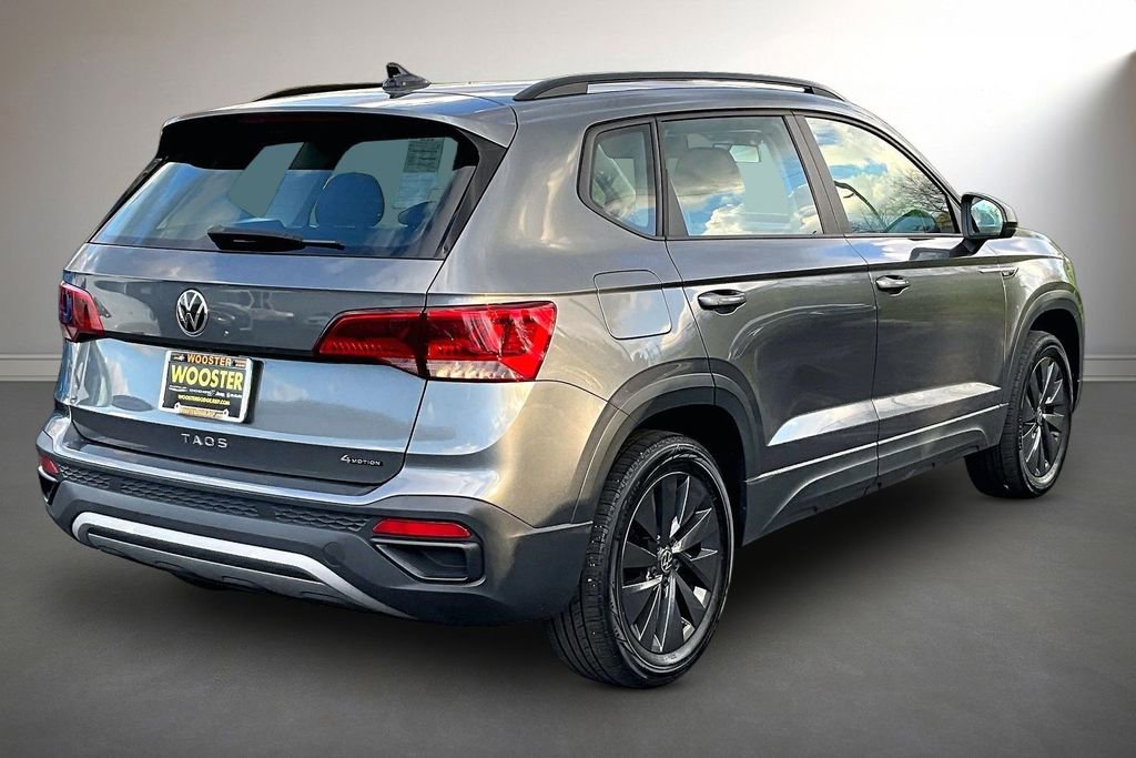 Used 2022 Volkswagen Taos S w/ IQ Drive S Package AWD/4WD image 5