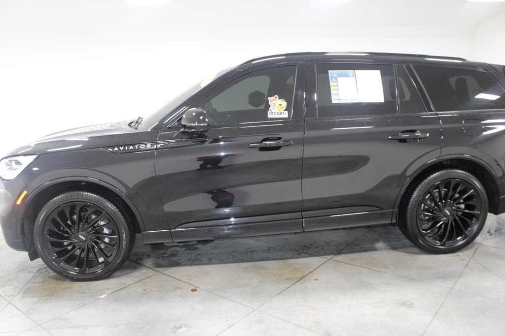 Used 2024 Lincoln Aviator Reserve w/ Equipment Group 201A image 6