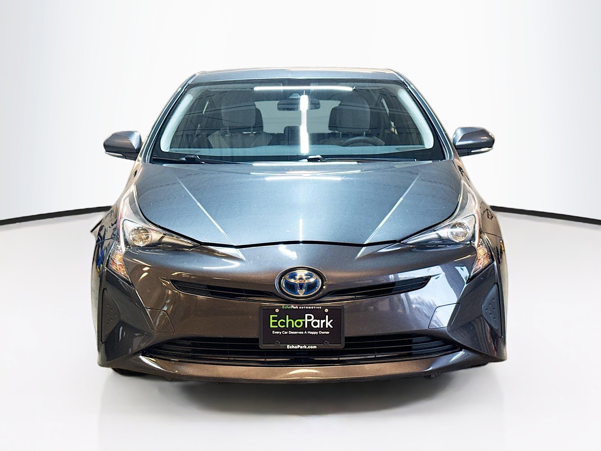 Used 2017 Toyota Prius Two image 2