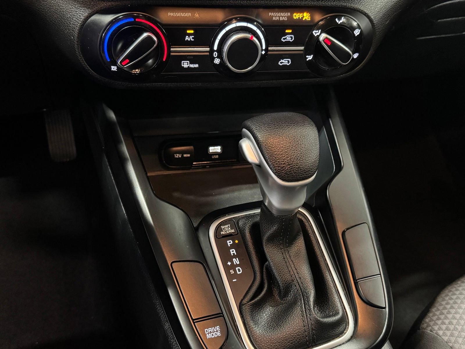 Used 2024 Kia Soul LX w/ Option Group 015 FWD image 26