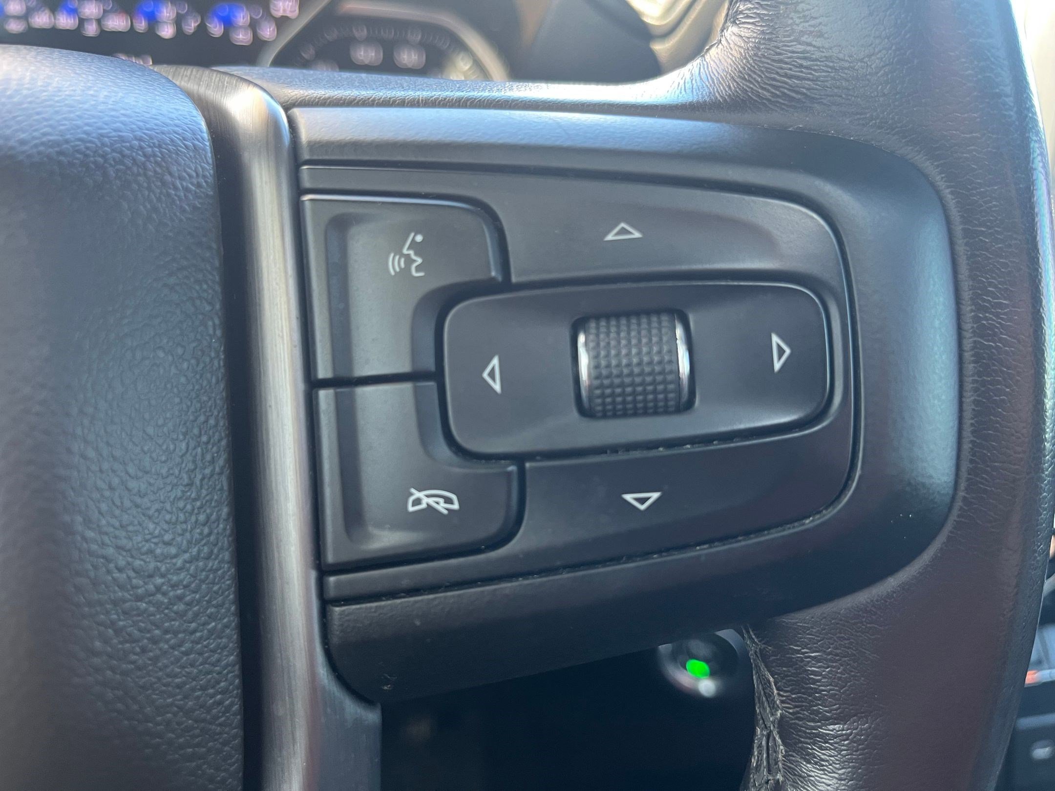 Used 2021 GMC Sierra 3500 Denali w/ Denali Ultimate Package image 17