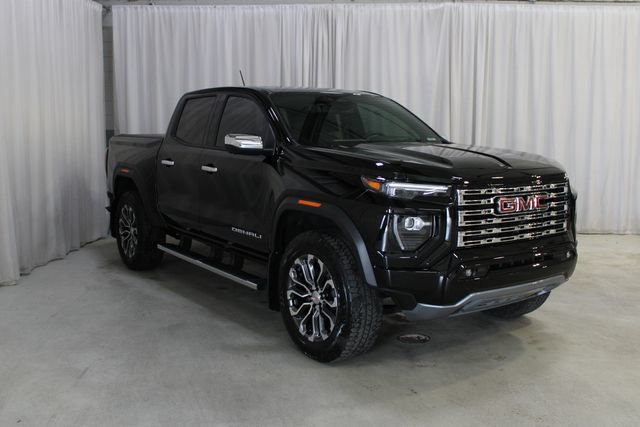 Used 2025 GMC Canyon Denali AWD/4WD image 28