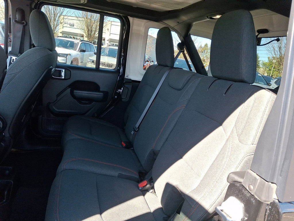 Certified 2025 Jeep Wrangler Unlimited Rubicon image 20