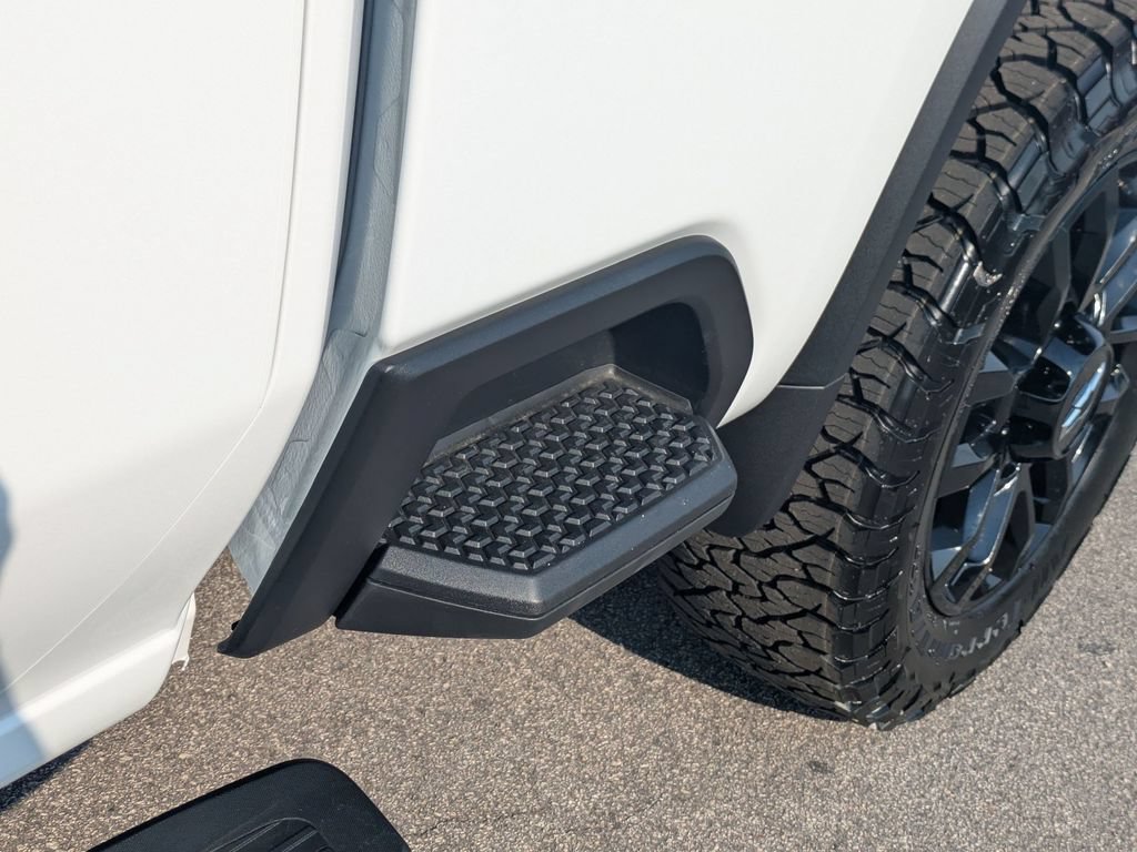 New 2026 Chevrolet Silverado 2500 LT w/ Trail Boss Package AWD/4WD image 29