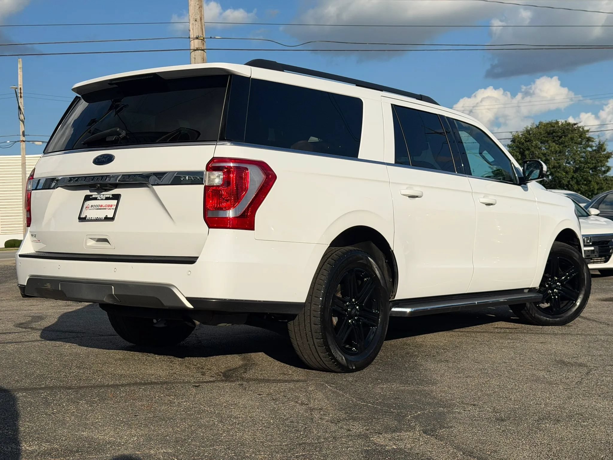 Used 2020 Ford Expedition Max XLT w/ Equipment Group 202A AWD/4WD image 25
