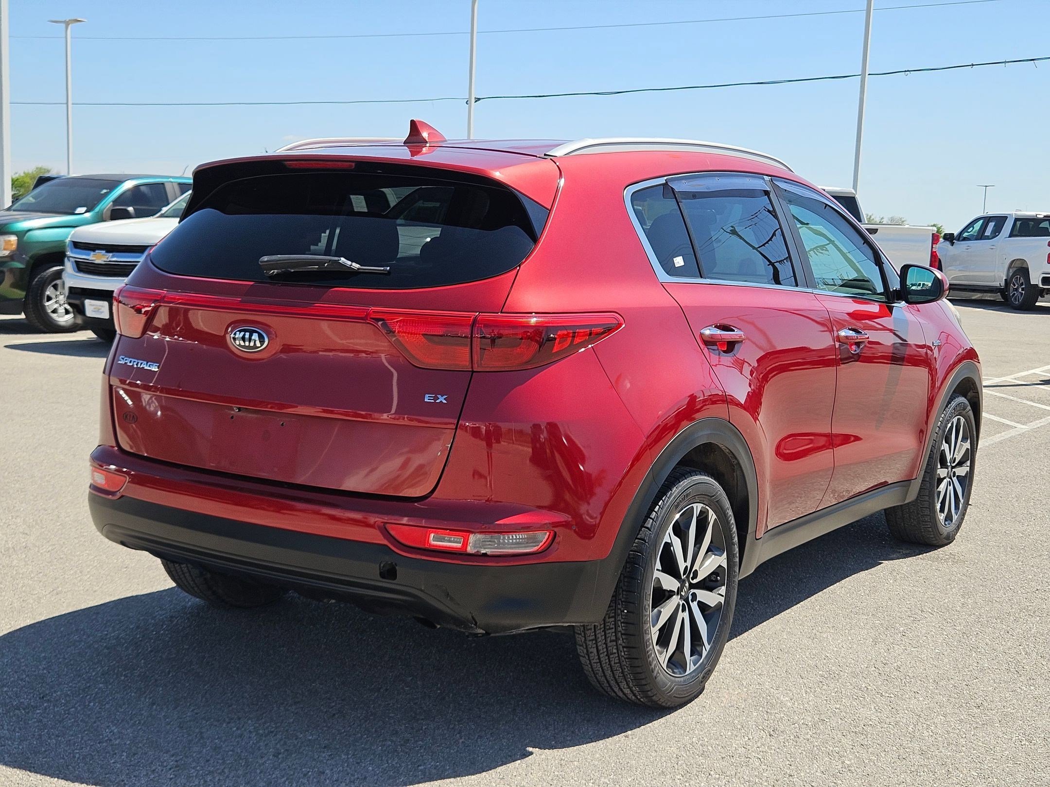 Used 2017 Kia Sportage EX image 3
