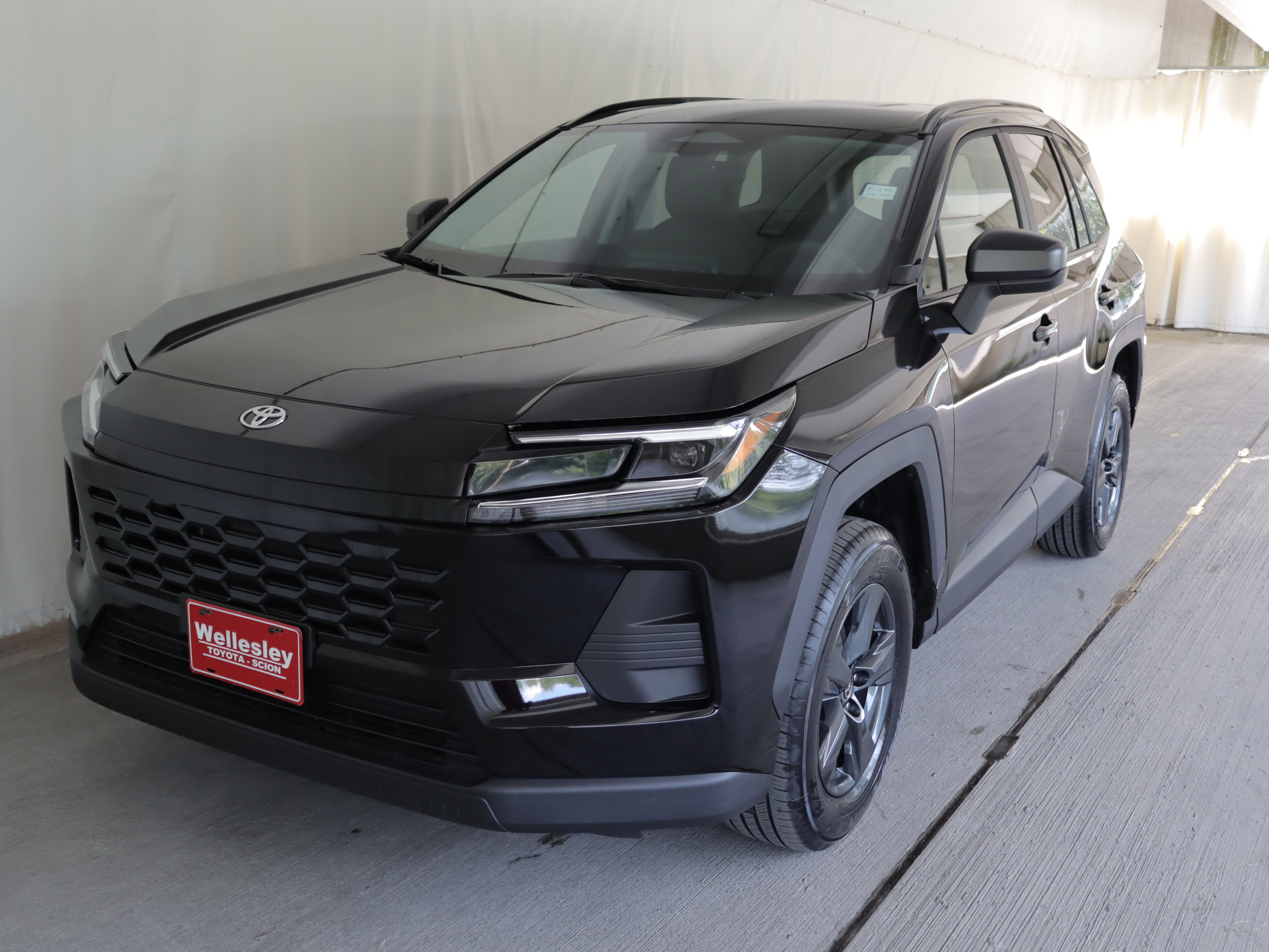 Used 2026 Toyota RAV4 LE AWD/4WD image 21