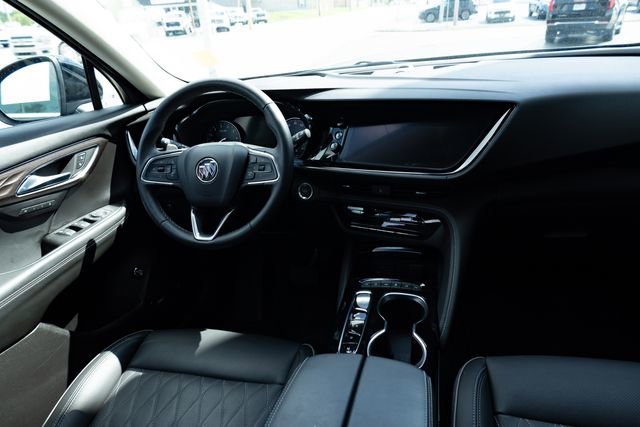 Used 2023 Buick Envision Avenir AWD/4WD image 28
