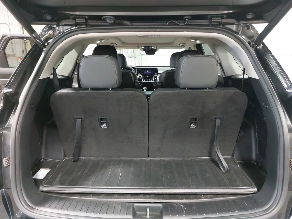 Used 2023 Kia Sorento SX image 13