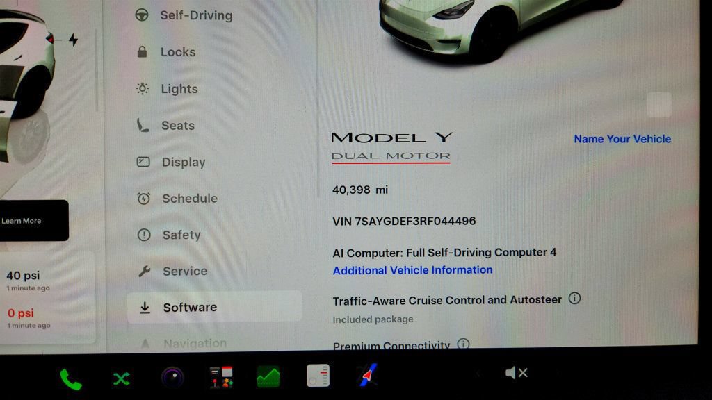 Used 2024 Tesla Model Y Performance AWD/4WD image 14