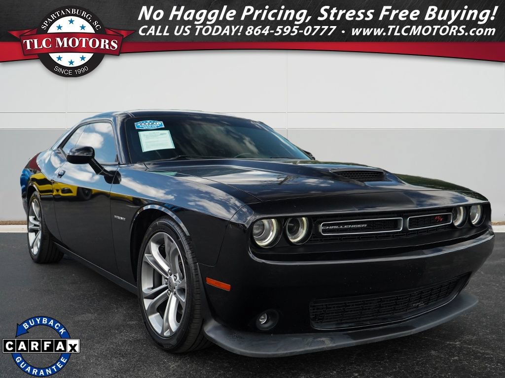 Used 2022 Dodge Challenger R/T RWD image 1