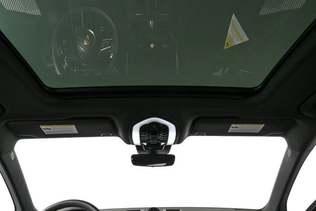 New 2026 Porsche Macan image 21