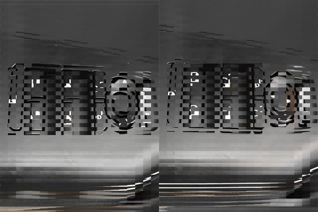 Used 2025 Kia K4 image 23