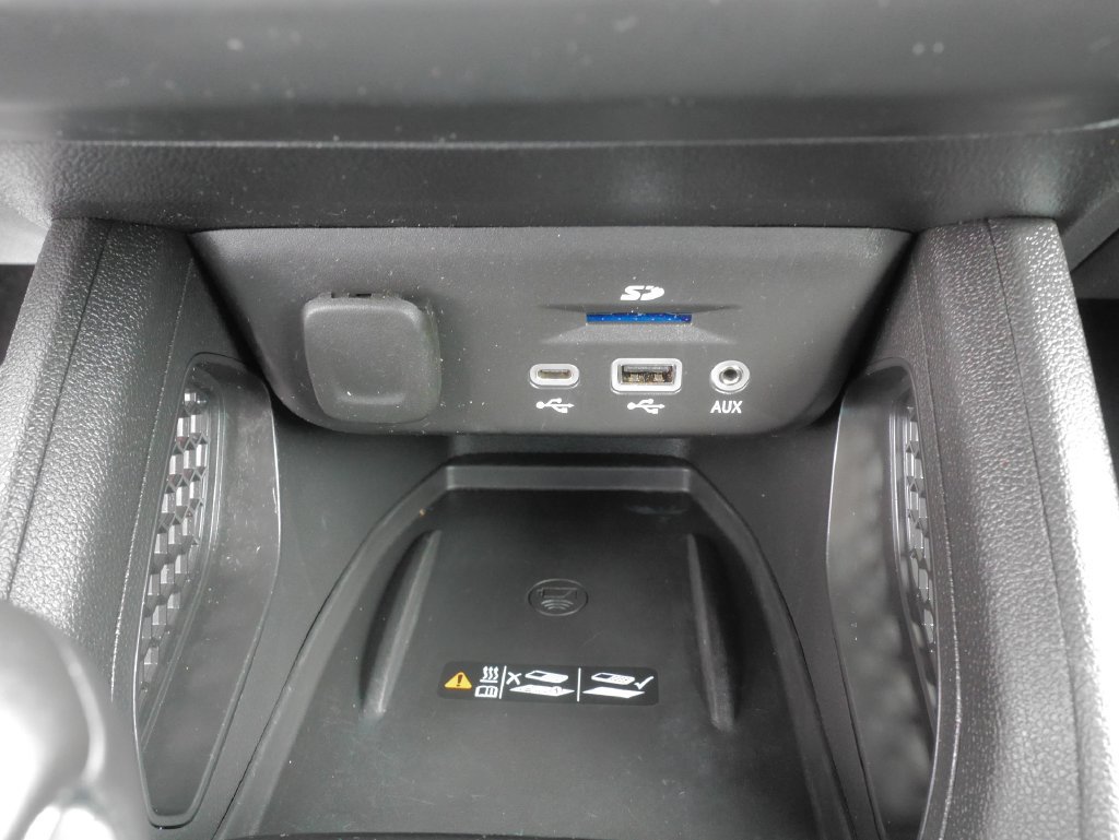 Used 2021 Chevrolet TrailBlazer RS w/ Technology Package AWD/4WD image 26