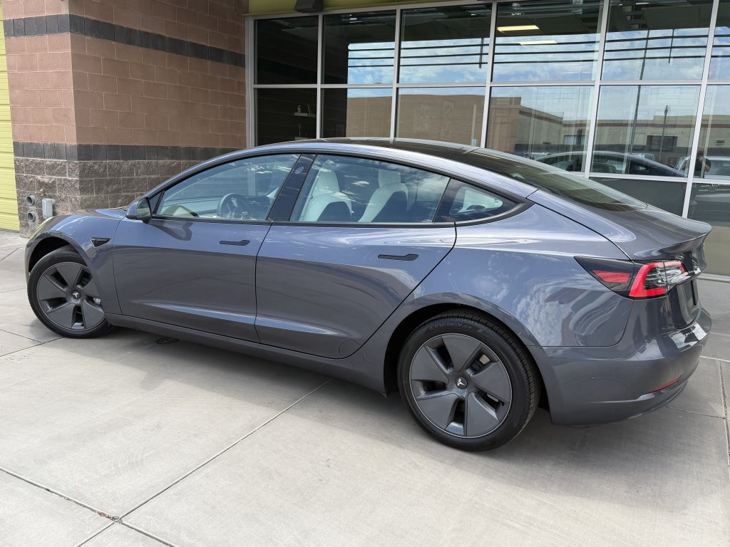 Used 2023 Tesla Model 3 Standard Range RWD image 5