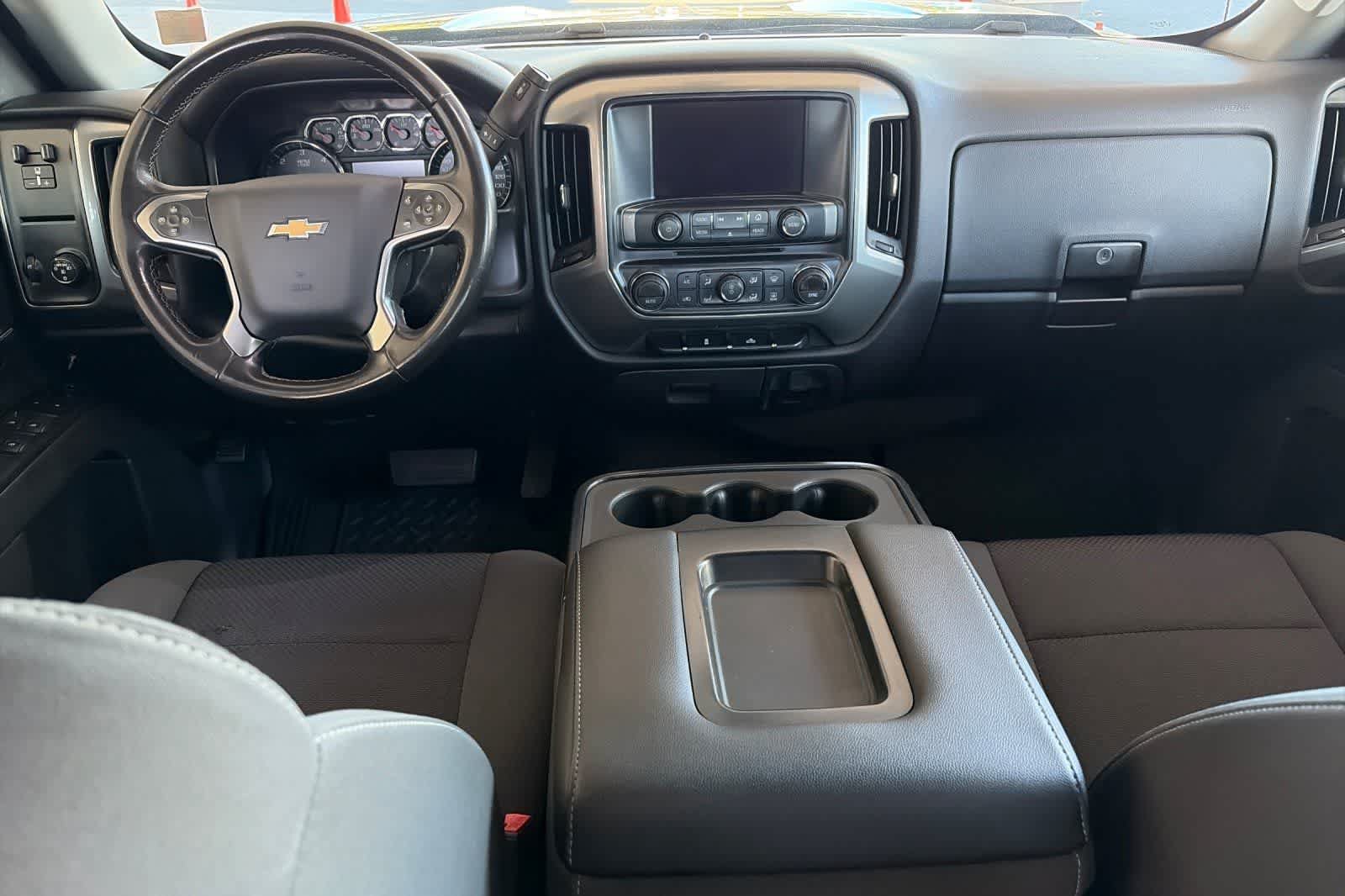 Used 2018 Chevrolet Silverado 1500 LT w/ All Star Edition RWD image 3