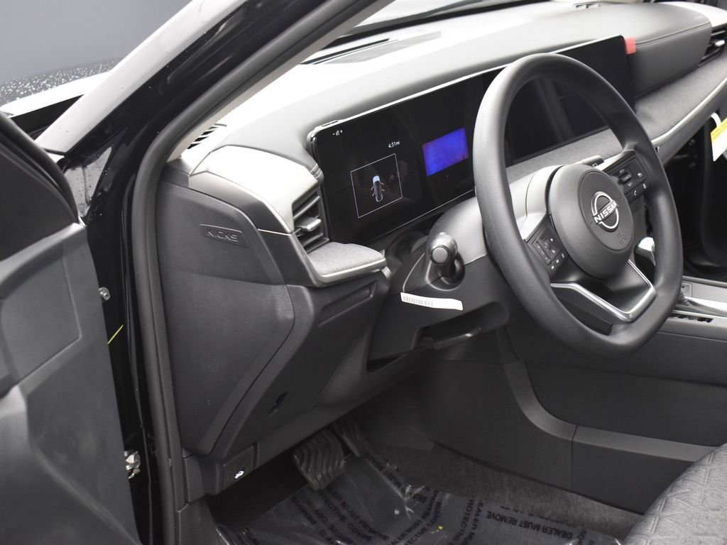 New 2026 Nissan Kicks SV w/ SV Premium Package image 7