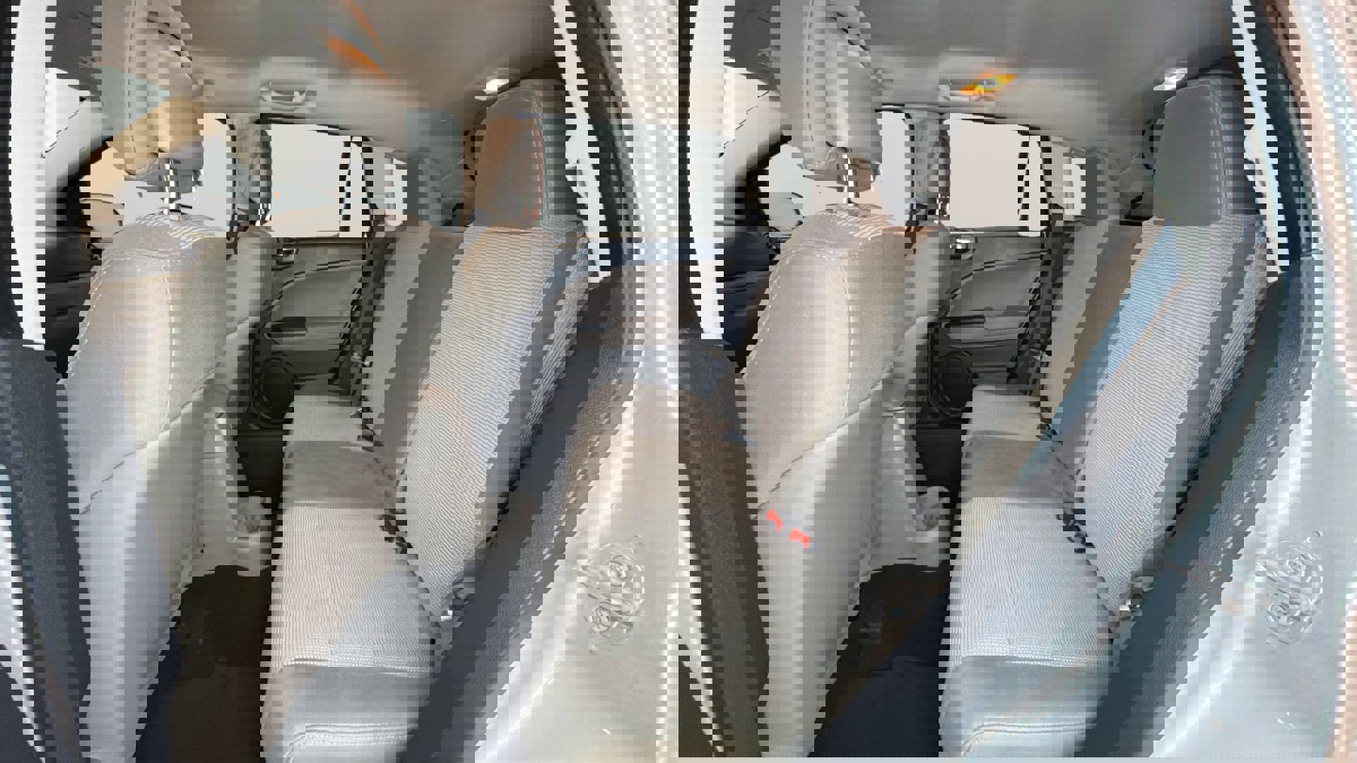 Used 2010 Dodge Caliber Mainstreet image 33