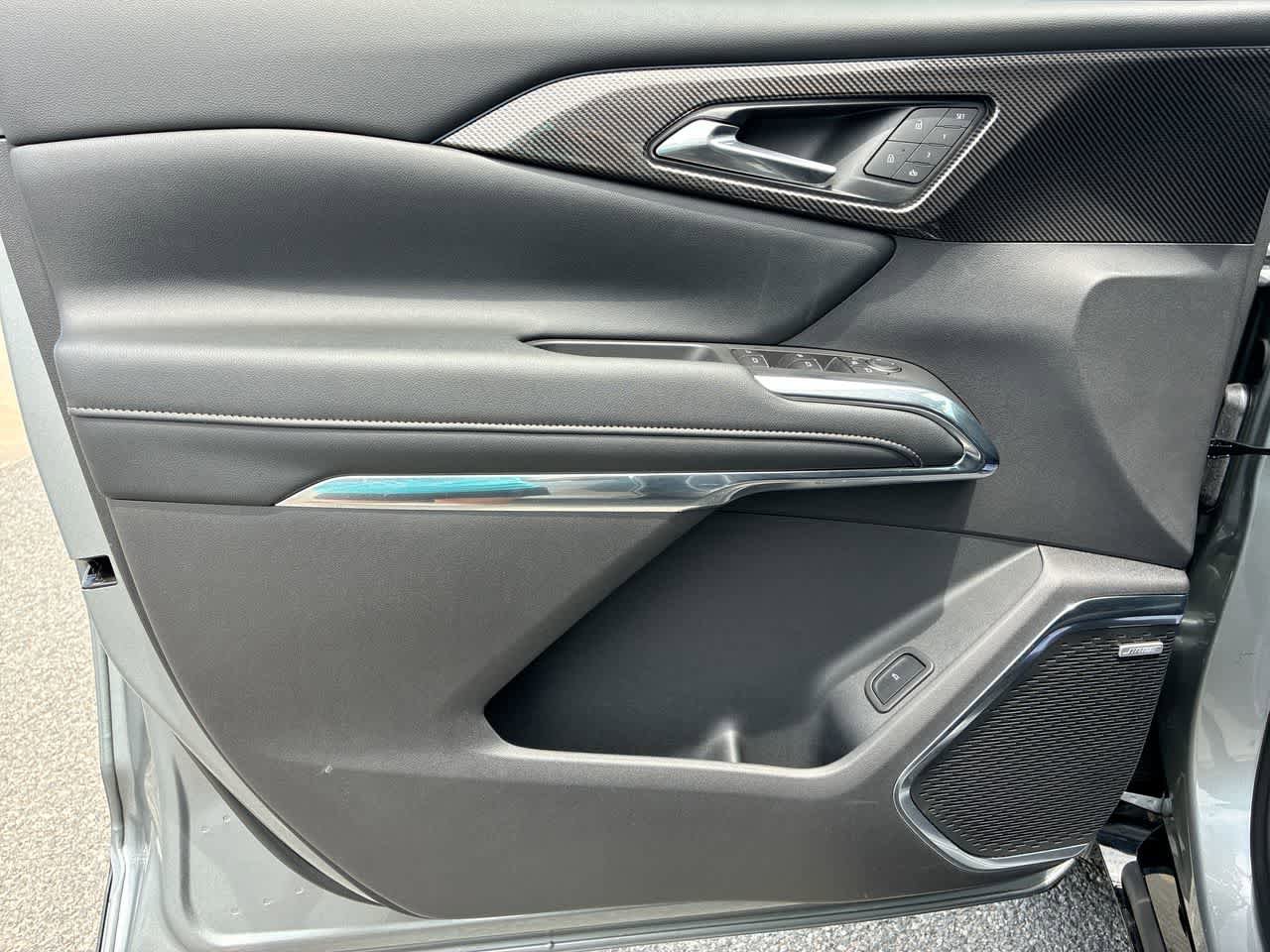 Used 2025 Chevrolet Traverse High Country w/ LPO, Floor Liner Package FWD image 22