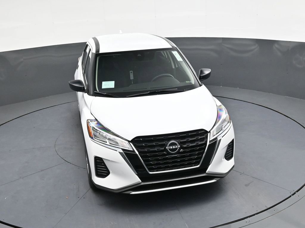 Certified 2025 Nissan Kicks Play S FWD image 24