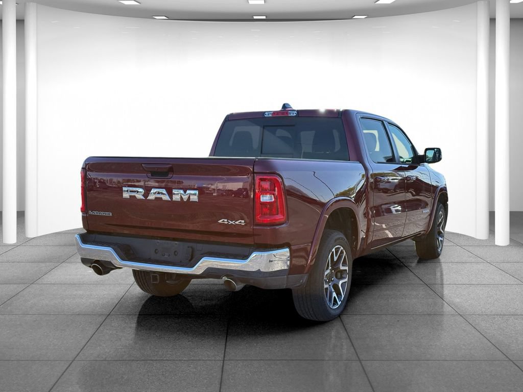 Used 2025 RAM 1500 Laramie AWD/4WD image 7