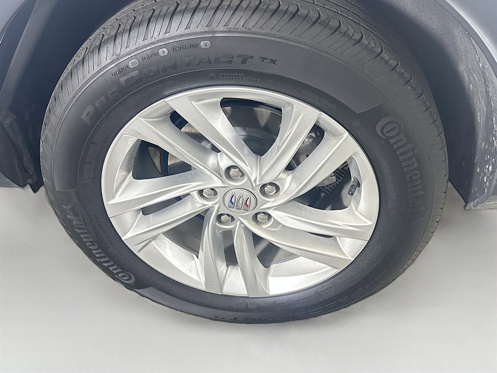 Used 2025 Buick Envista Preferred FWD image 11