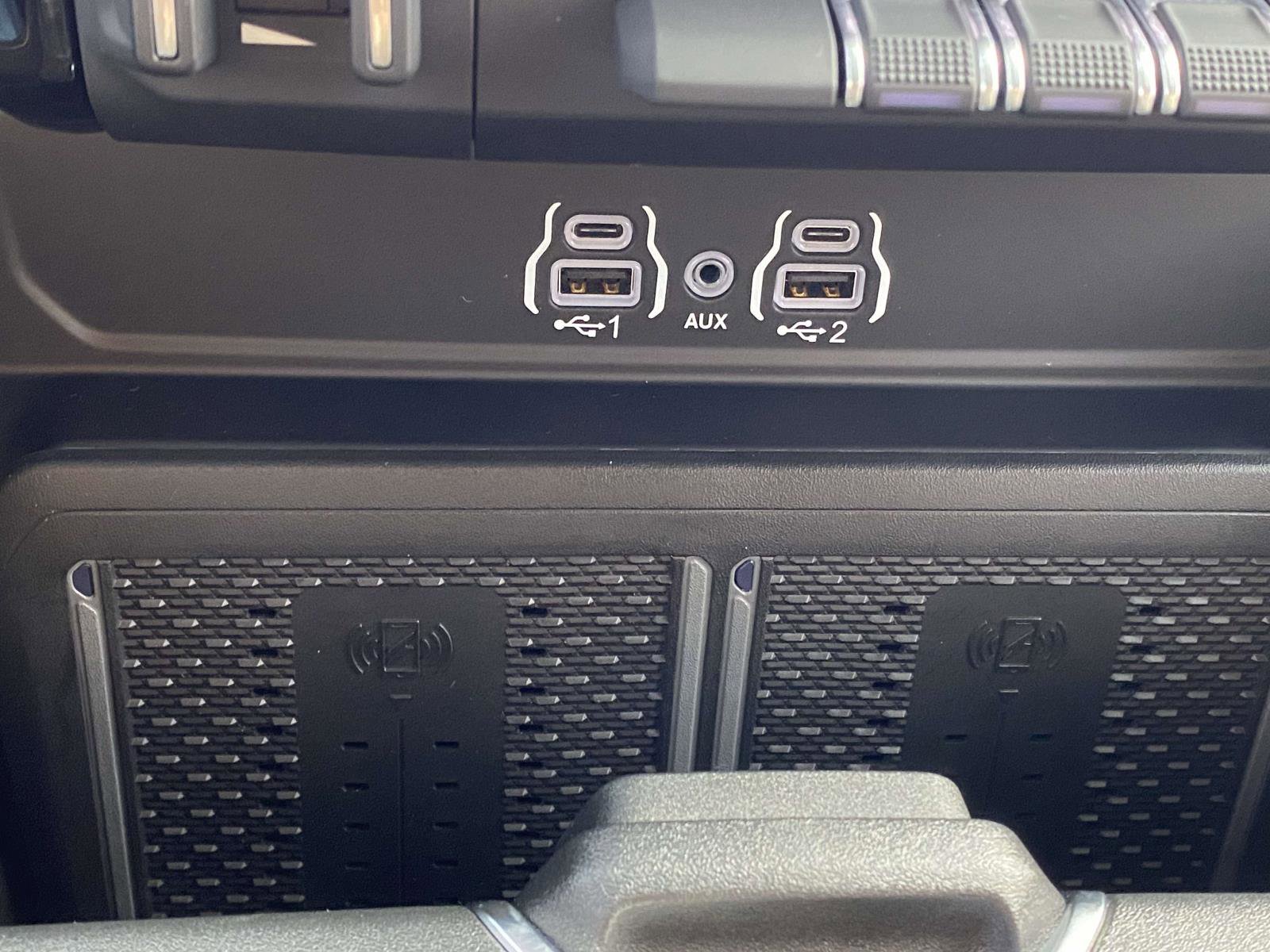 Used 2025 RAM 2500 Laramie w/ Night Edition image 31