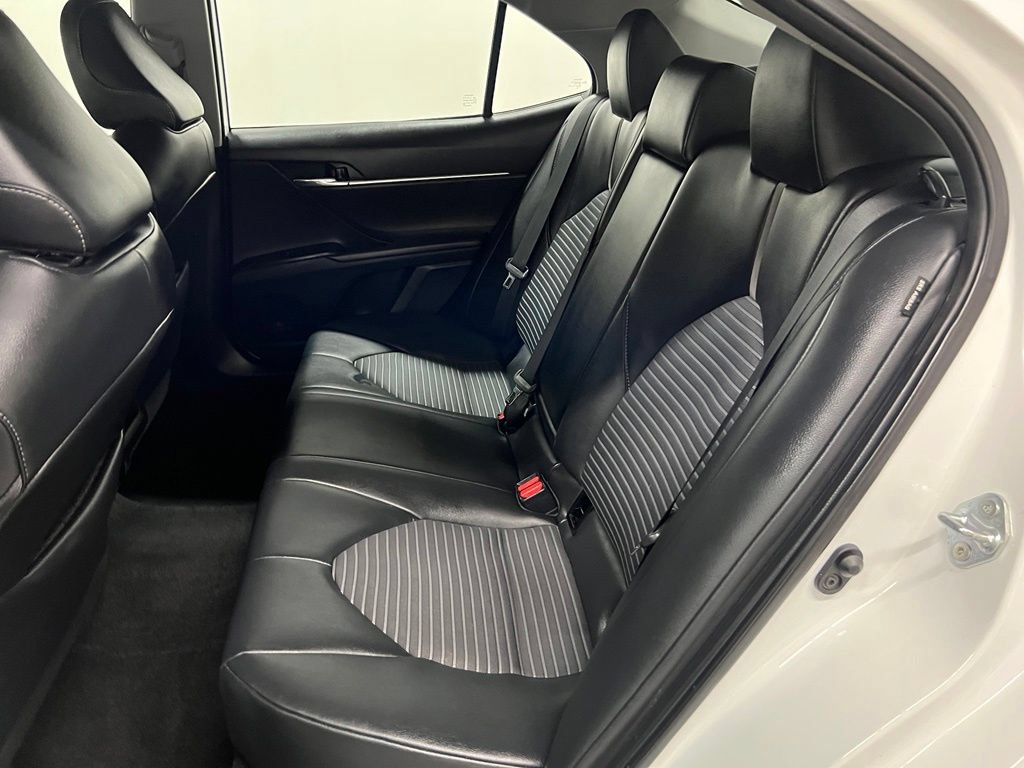 Used 2024 Toyota Camry SE FWD image 30