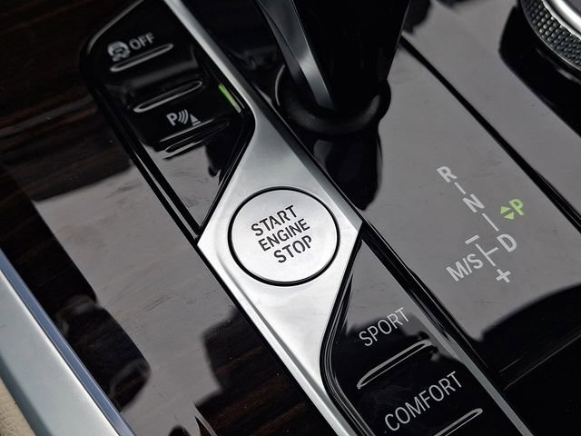 Used 2021 BMW X5 xDrive40i AWD/4WD image 24