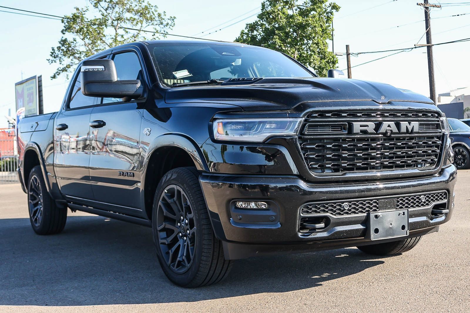 Used 2026 RAM 1500 Limited AWD/4WD image 3