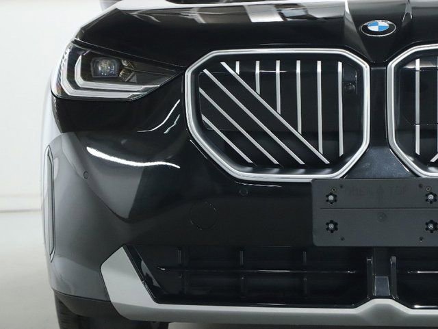 Used 2025 BMW X3 xDrive30i w/ Premium Package AWD/4WD image 7