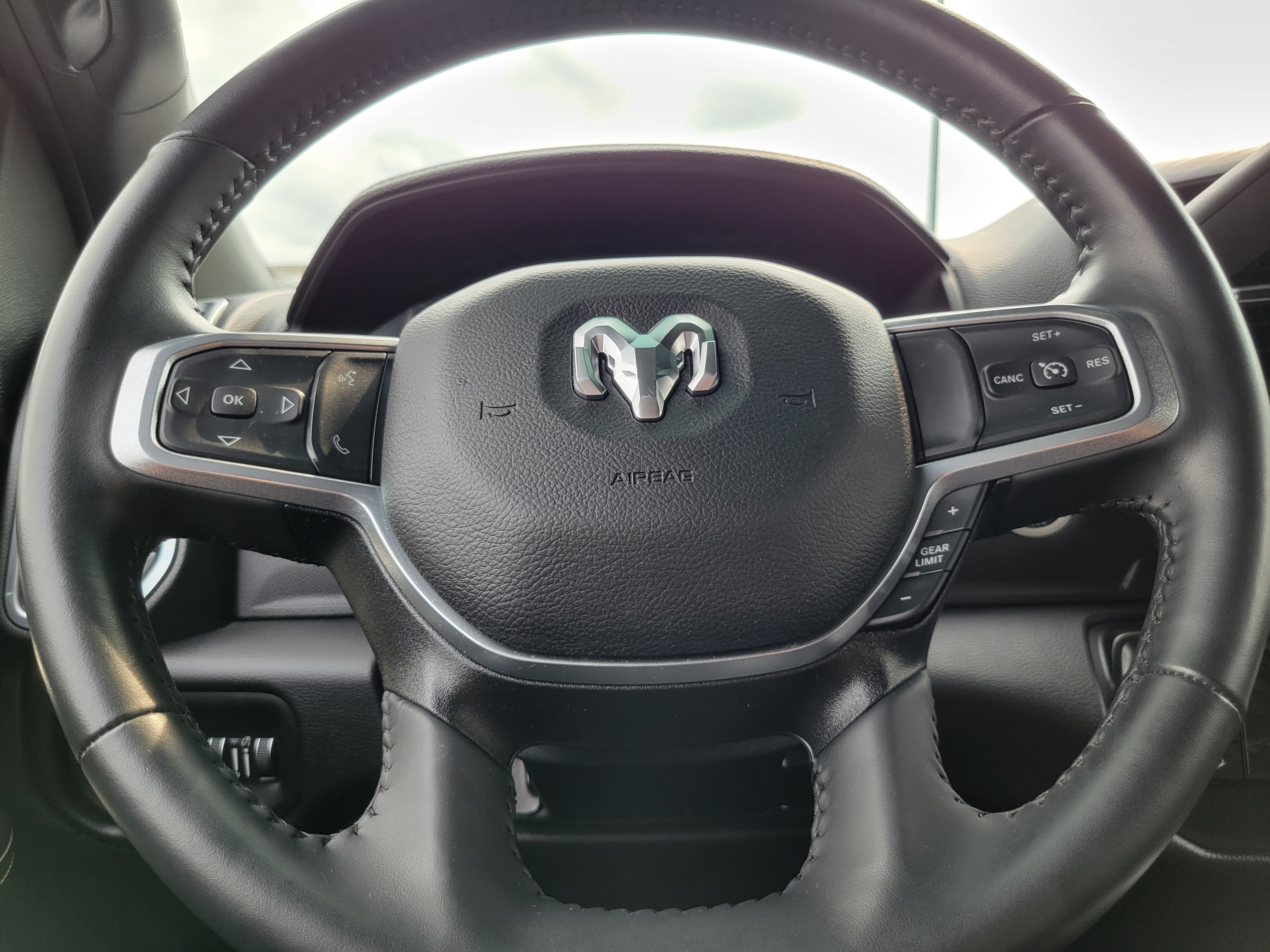 Used 2023 RAM 2500 Laramie w/ Night Edition AWD/4WD image 8