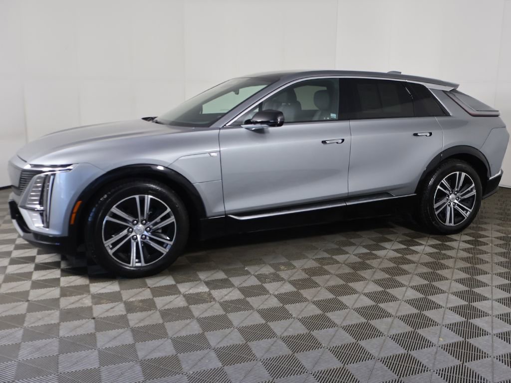 Used 2024 Cadillac Lyriq Luxury RWD image 21