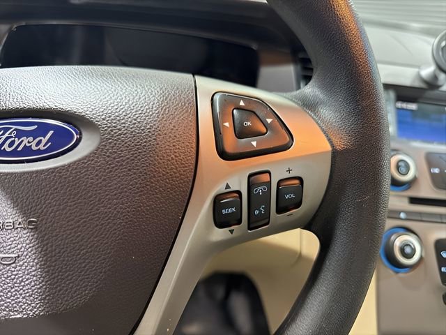 Used 2017 Ford Taurus SE image 17