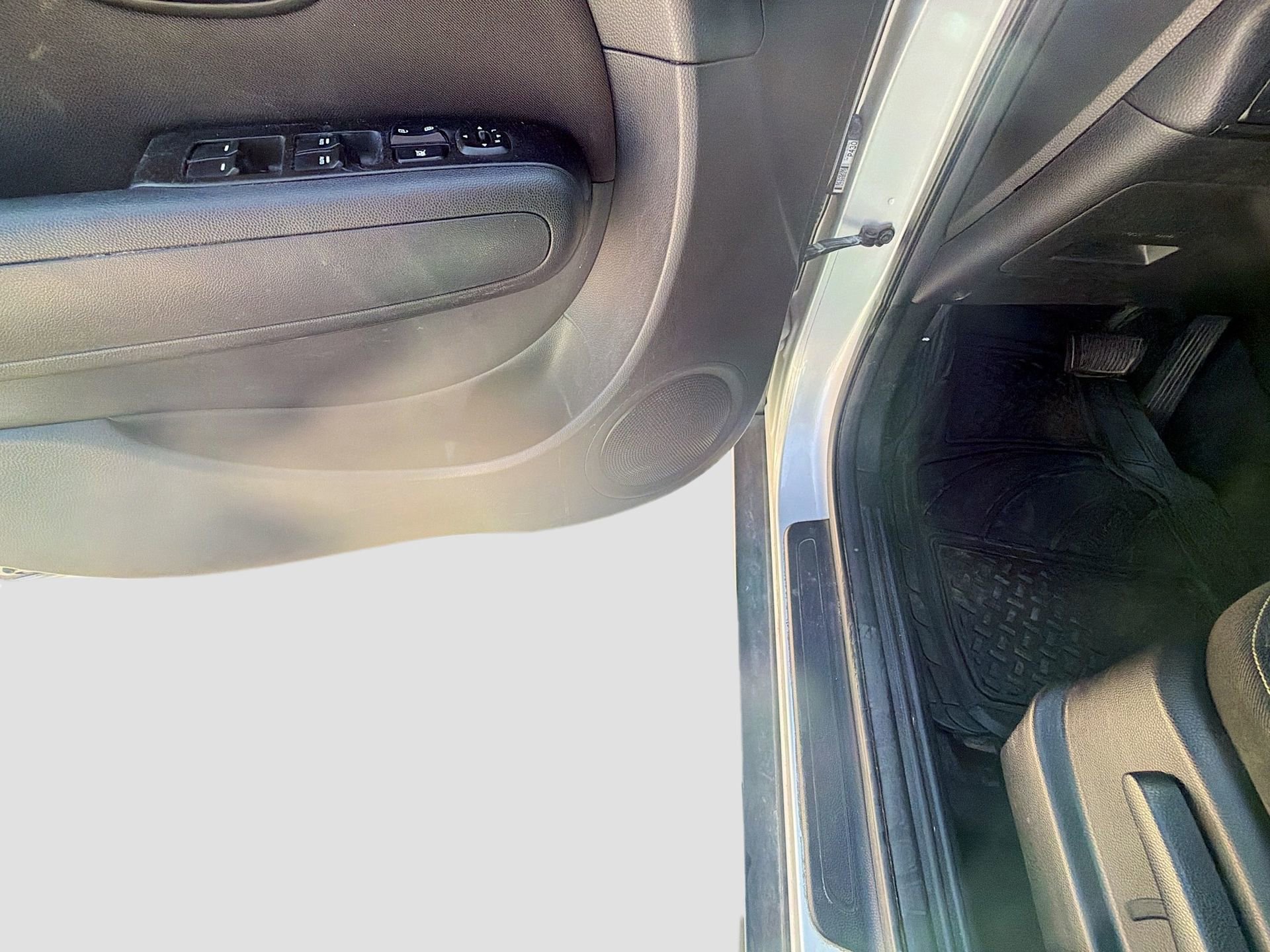 Used 2016 Kia Soul + image 19