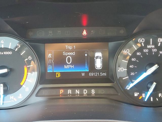 Used 2018 Ford Explorer XLT image 20