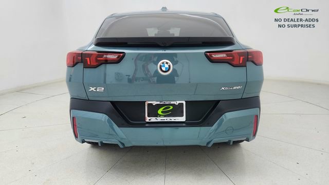 Used 2025 BMW X2 xDrive28i w/ Premium Package AWD/4WD image 5