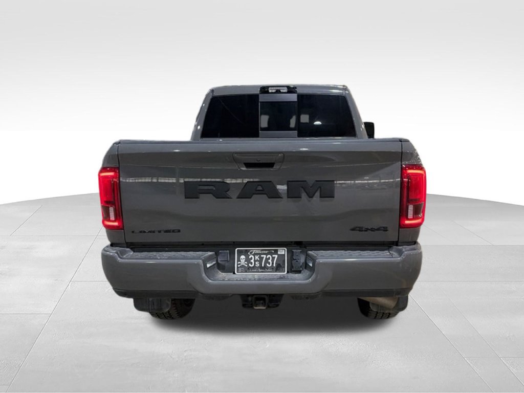 Used 2025 RAM 3500 Limited AWD/4WD image 8
