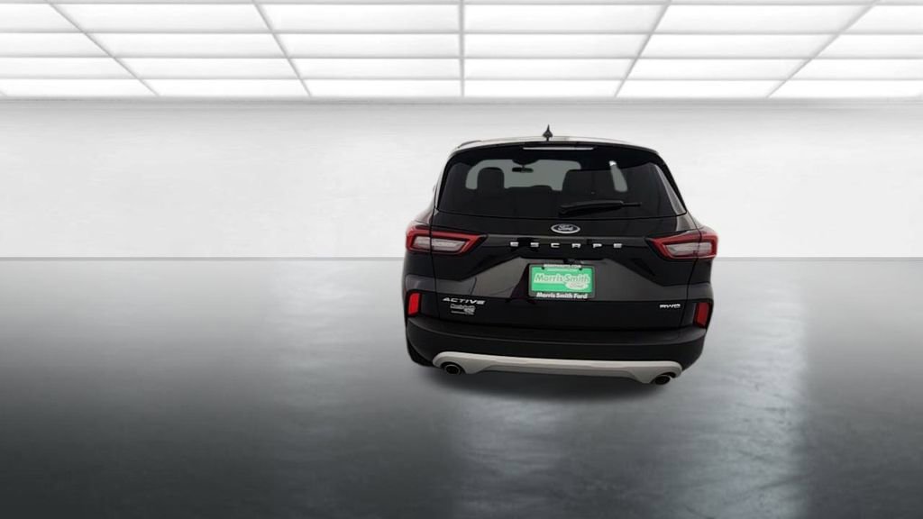 Used 2023 Ford Escape Active w/ Tech Pack #1 AWD/4WD image 7