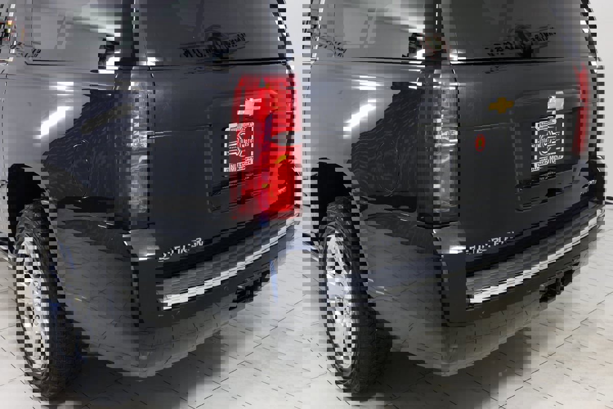 Used 2019 Chevrolet Suburban Premier image 52