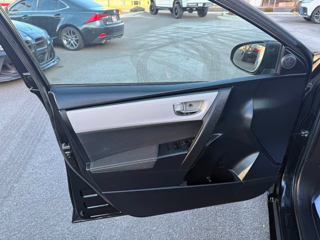 Used 2018 Toyota Corolla L image 13