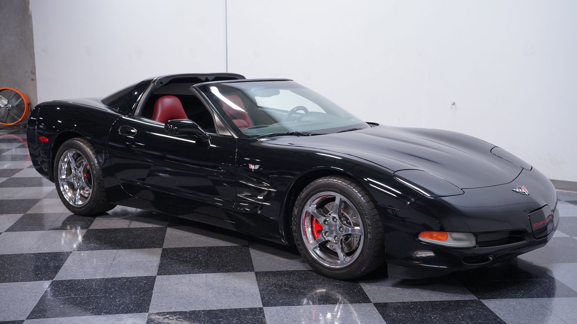 Used 2000 Chevrolet Corvette Coupe image 14