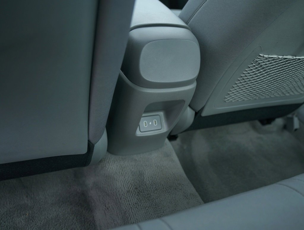 Used 2025 Hyundai Elantra SEL image 26