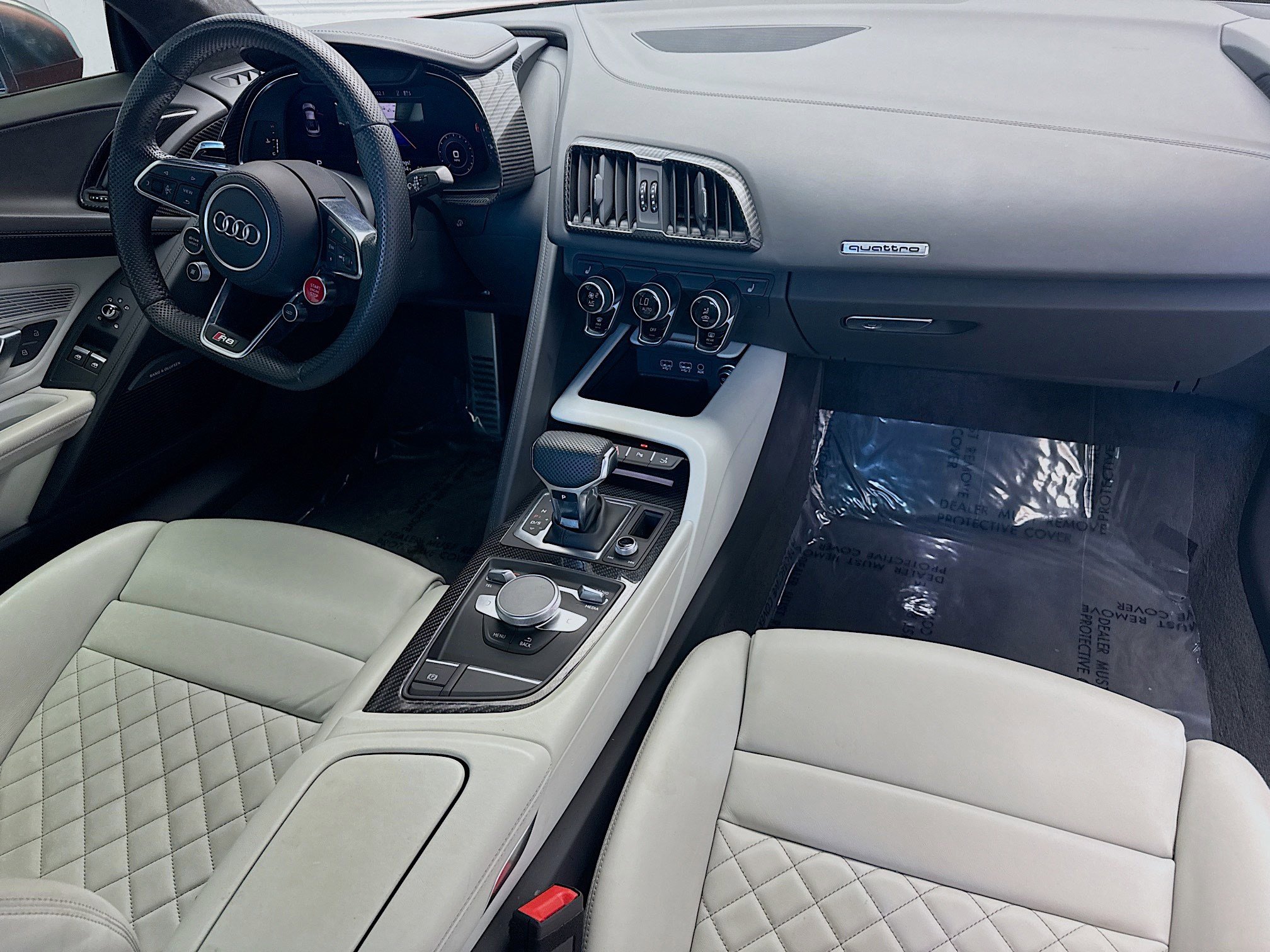 Used 2020 Audi R8 V10 image 17