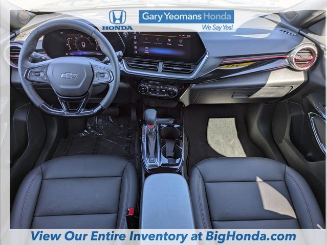 Used 2025 Chevrolet Trax RS w/ Driver Confidence Package image 15